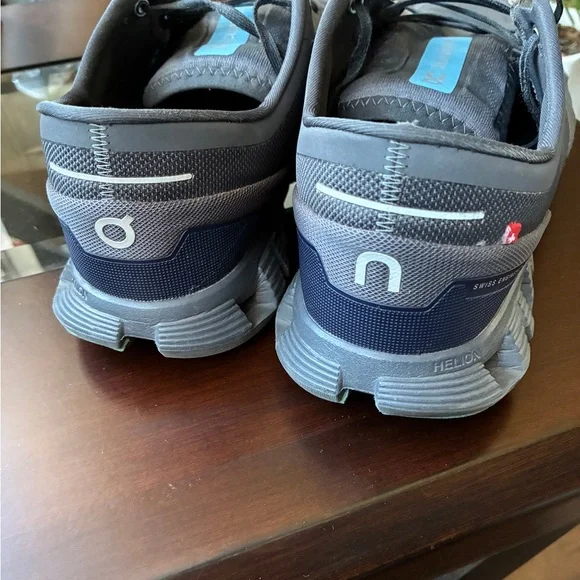 Good Used Condition- On Running Men's Gray Athletic Shoes - Picture 3 of 14